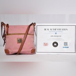 Dooney & Bourke authentic Cross Body Purse w/ COA
